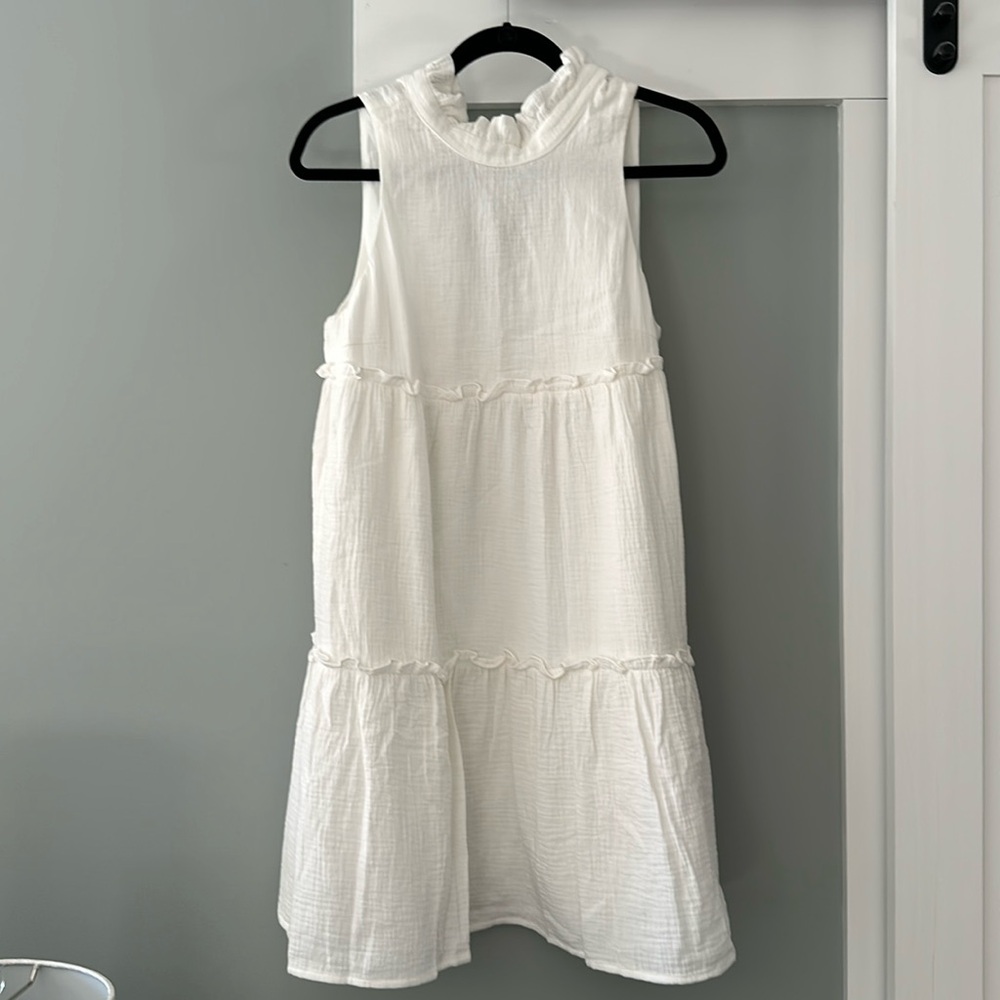 Pomander Place Whote Guaze Dress